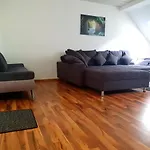 Haus Damian 아파트 *
