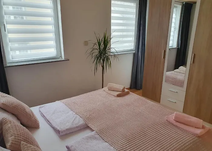 Haus Damian 公寓 *