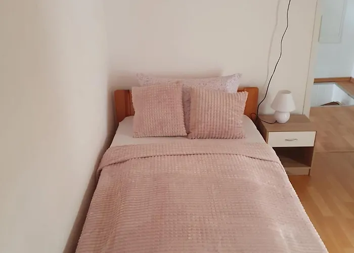 Haus Damian * 特拉本特拉巴赫